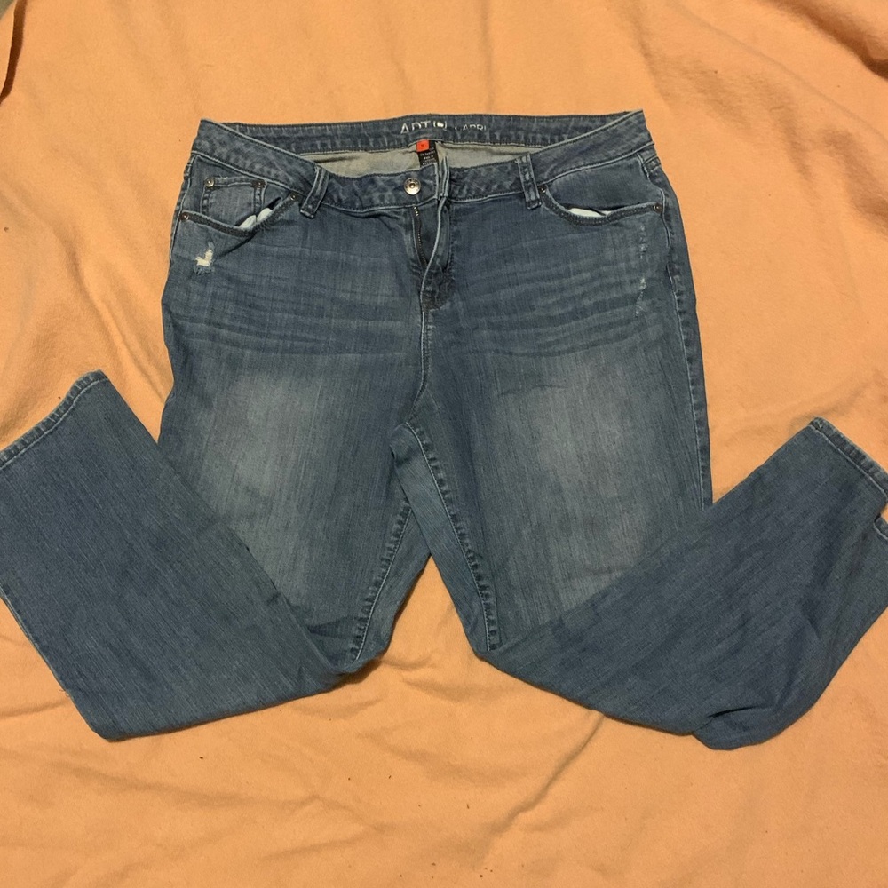 Apt jeans